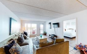 Suntide II Condominiums #108